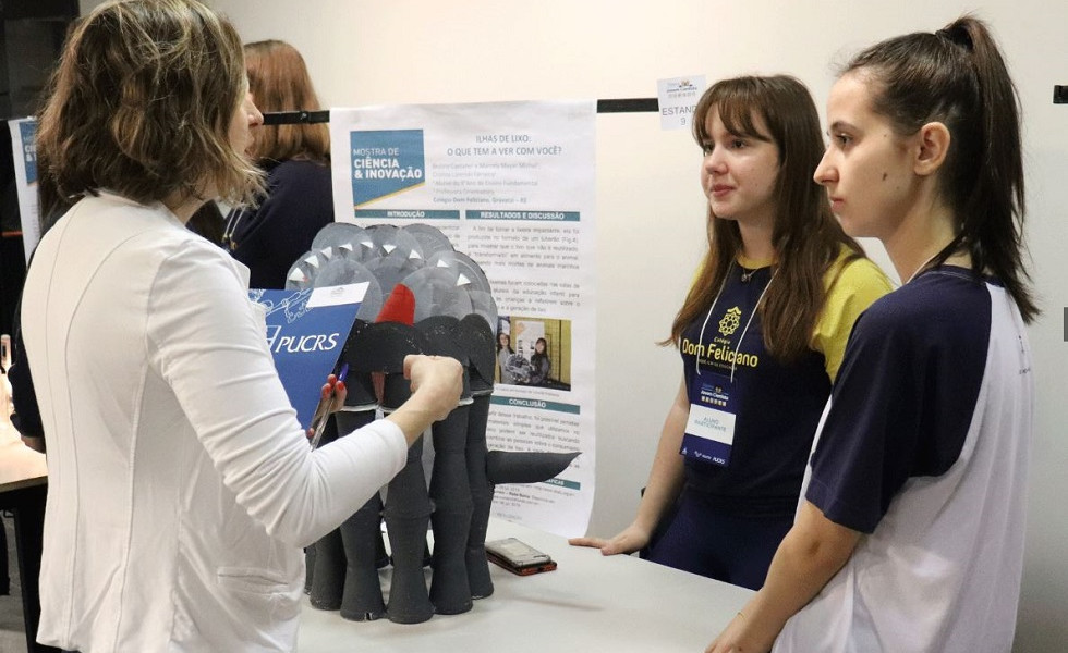  Estudantes da Educa&ccedil;&atilde;o B&aacute;sica podem participar do Espa&ccedil;o Jovem Cientista